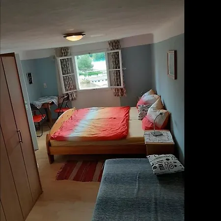 Homestay Seehaus Hochauer Direkter Seezugang Woerthersee