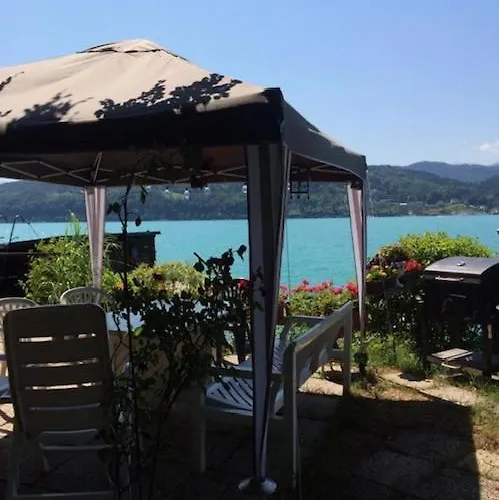 Privatunterkunft Seehaus Hochauer Direkter Seezugang Woerthersee Pörtschach am Wörthersee